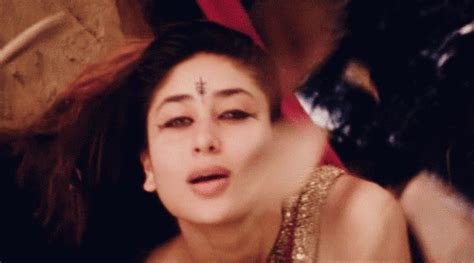 kareena kapoor porn video|Kareena Kapoor Porn Videos 